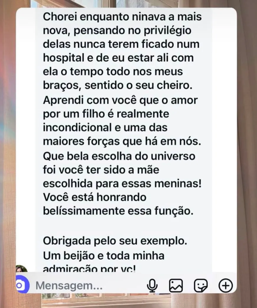 Mensagem de leitora no WhatsApp sobre o livro